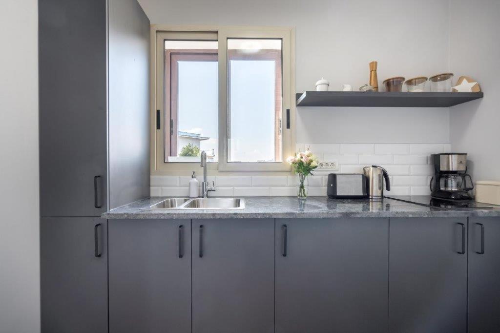 Apartment Downtown Modern - 2br